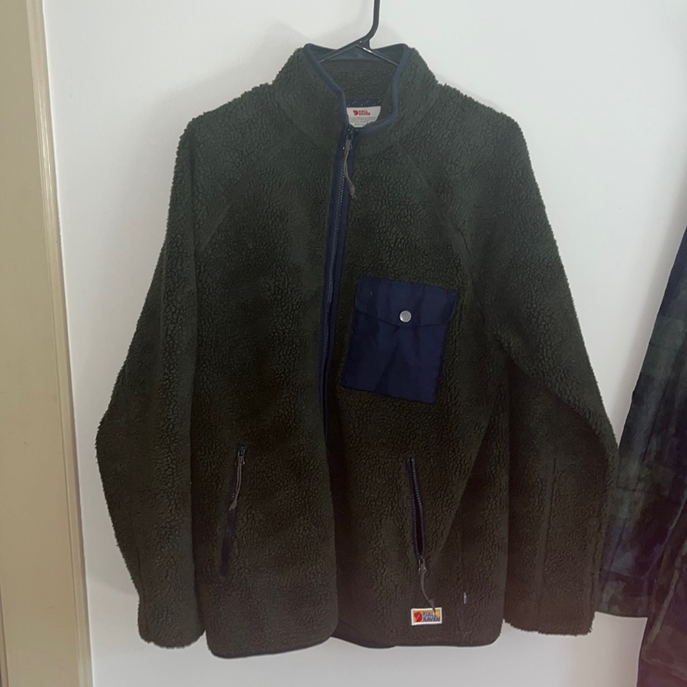 Fjall Raven Green Sherpa